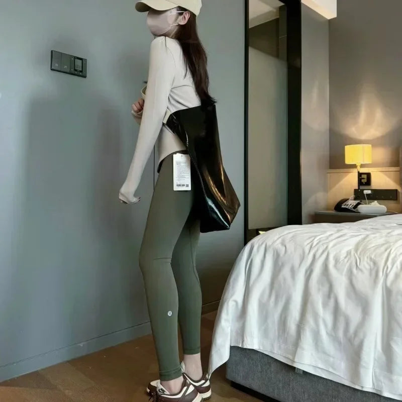 Legging de Yoga Cintura Alta – Conforto, Estilo e Efeito Lifting para Seu Corpo